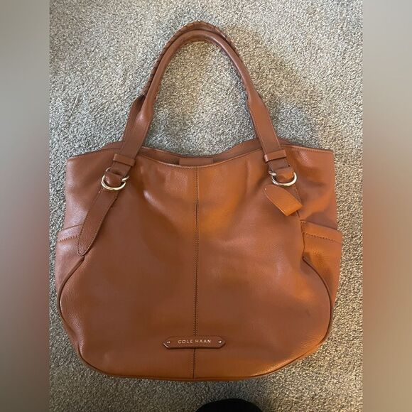 Cole Haan Light Brown Very Soft Leather Shoulder Bag Purse In Great Condition - Picture 1 of 13